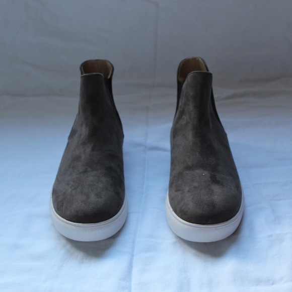 NWOT Nine West Sneakers - Picture 2 of 7